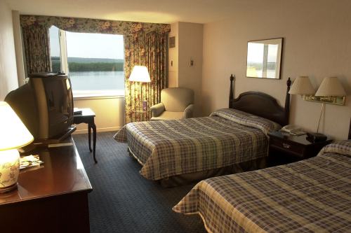 Delta Fredericton 002